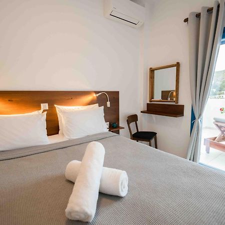 Heliades Suites Panteli エクステリア 写真